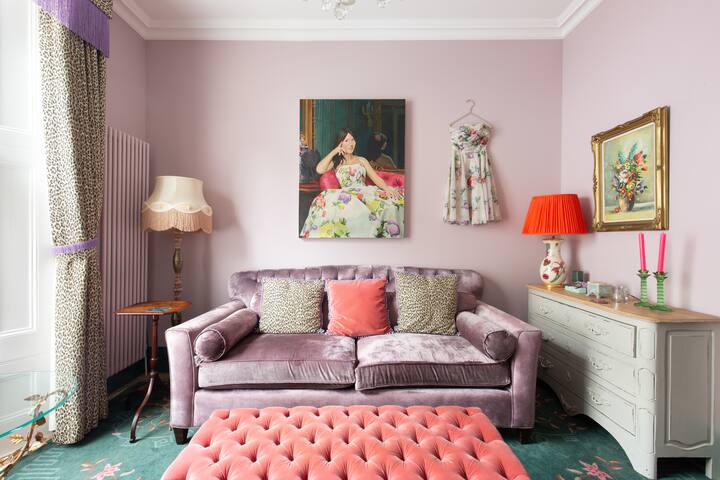 Beautiful 2 bed in heart of Primrose Hill gallery image 2
