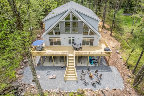 Timberwolf Estate-Game room, Firepit, Lake, HotTub