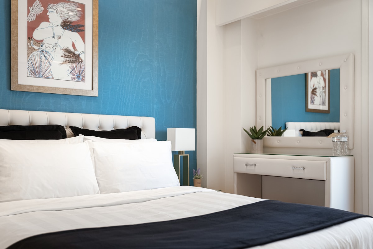 Chumba cha kulala chenye kitanda cha Queen Size