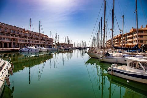 Expoholidays - Almerimar Marina