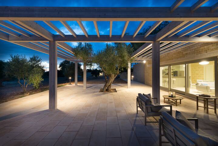 Architect Design Luxury Villa POOL and Sea View gallery image 2