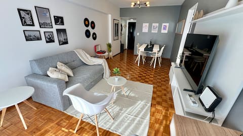 Popular Airbnb listing: Stylish Haven in Downtown Buenos Aires! in San Nicolás