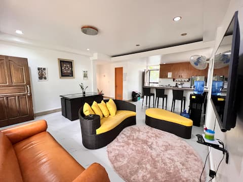 Exclusive 4-bedroom villa