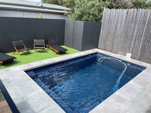 Coastal Oasis That Will Excite! gallery image 2