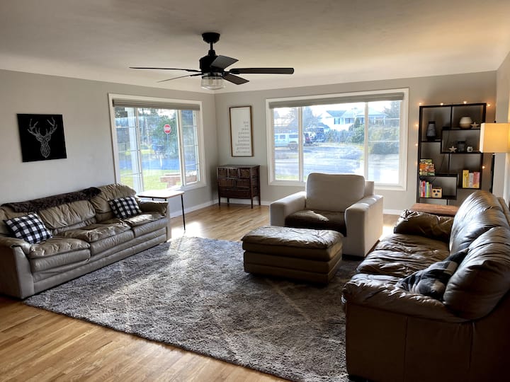 Peaceful 4 Bedroom, 2.5 Bath - Springfield - Springfield, OR