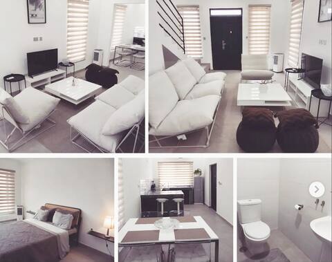 Cozy 2-bedroom home in Adenta
