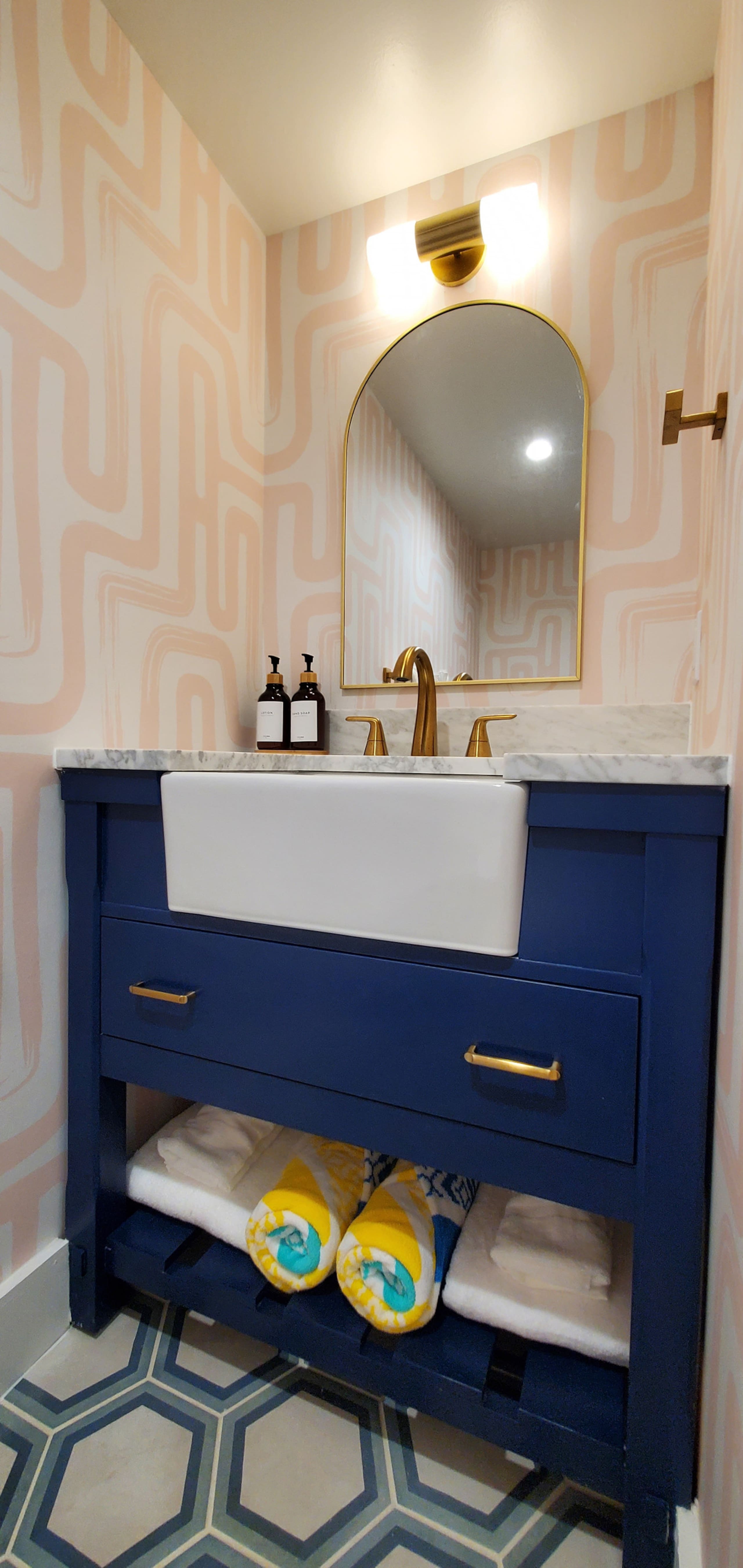 Hotel in Honolulu · ★4.93 · 1 bedroom · 2 beds · 1 private bath - Image 28
