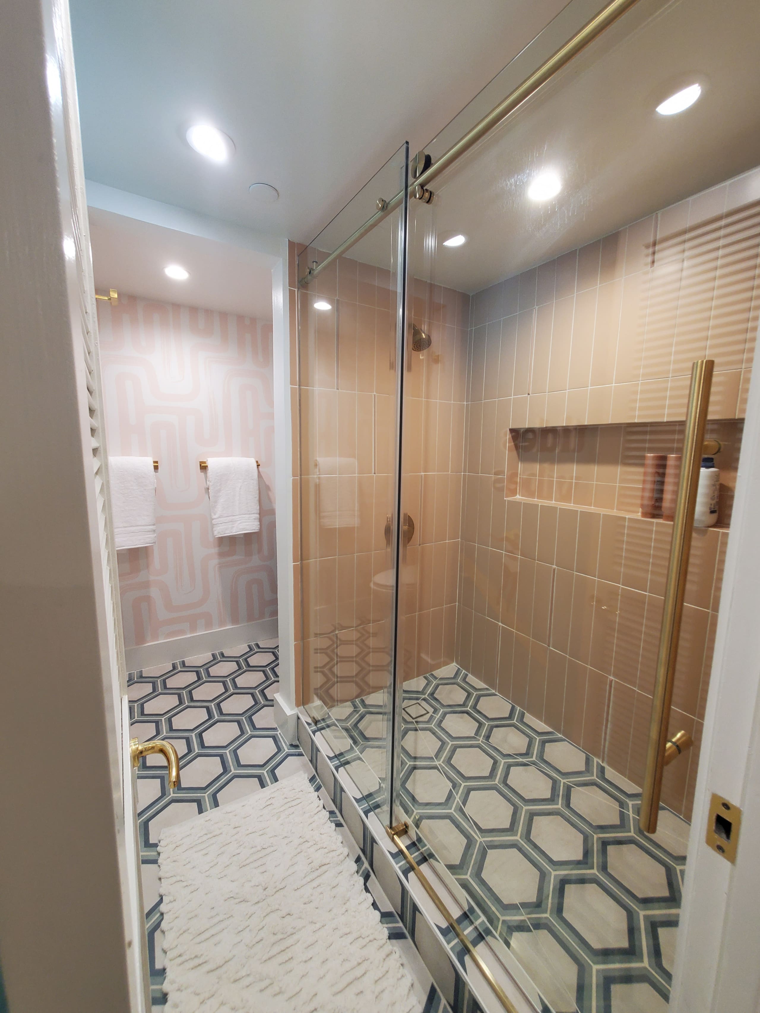 Hotel in Honolulu · ★4.93 · 1 bedroom · 2 beds · 1 private bath - Image 27