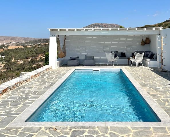Kérylos Villa, Cyclades, Naxos.