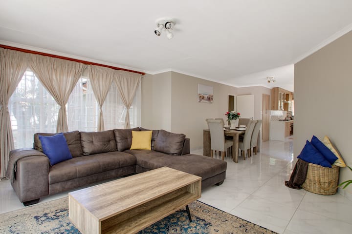 The Cycad. 4-Bed Home next to Clearwater Mall