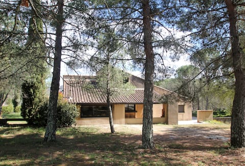 Villa Falabregas, South Ardèche with pool