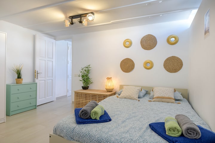 Segundo dormitorio doble de la planta baja (cama de 140 x 200) con baño en suite