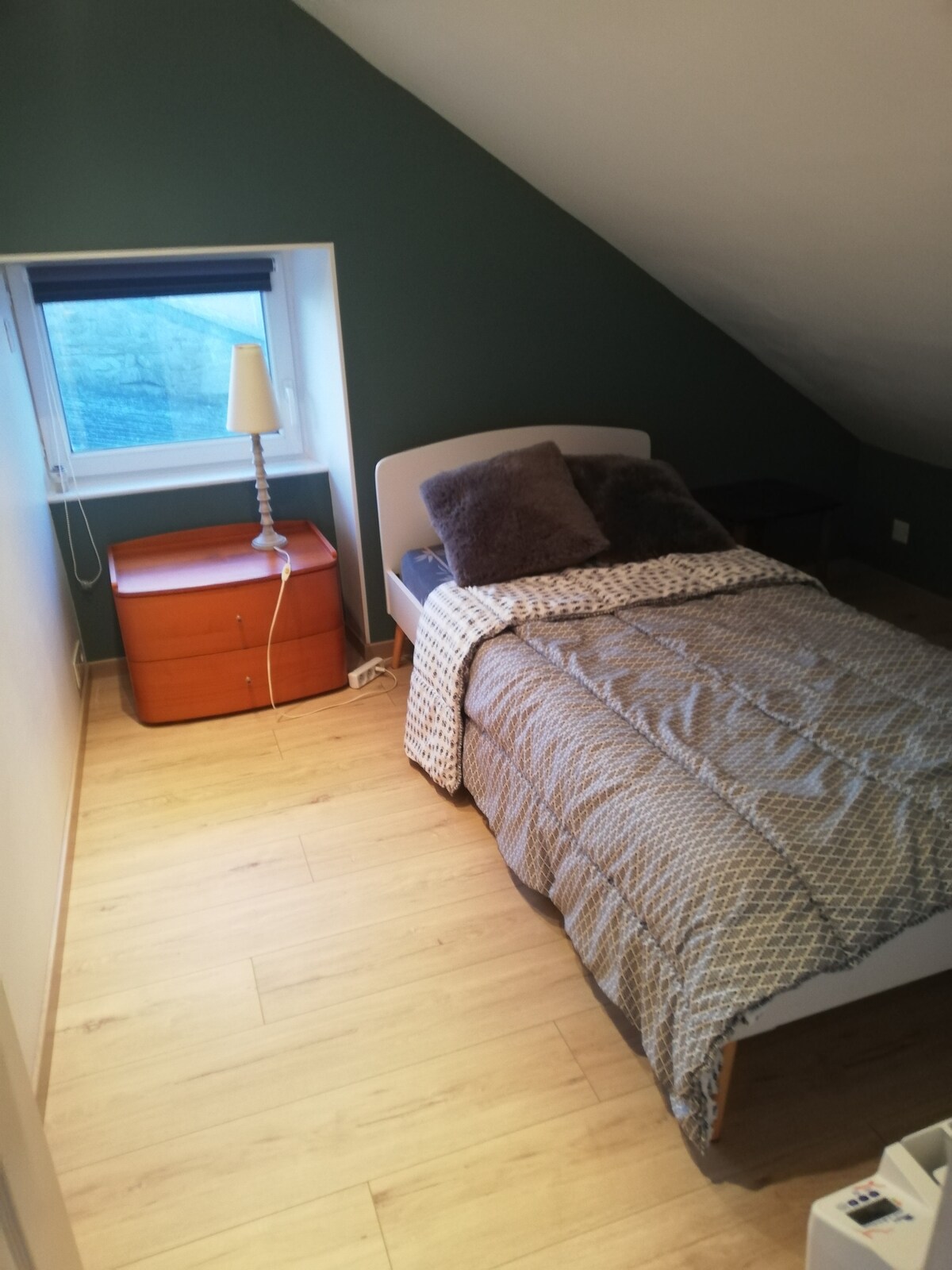 غرفة النوم 2