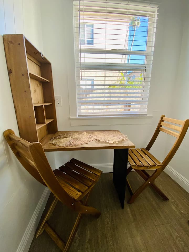 1 Br Bungalow + Parking 1/2block To Beach(cabaña) - San Diego, CA
