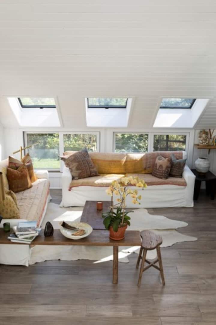 Private Beach Community With Exceptional Light - Les Hamptons, NY
