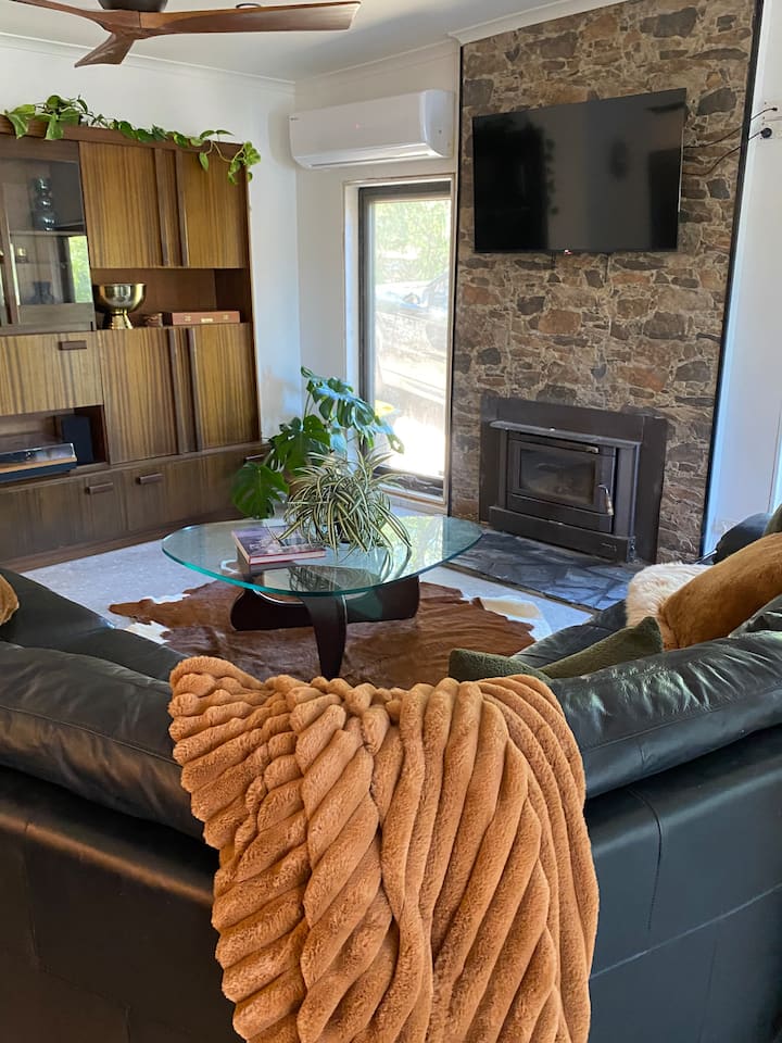 Top 10 PetFriendly Airbnbs Near Lake Eildon, Australia Trip101