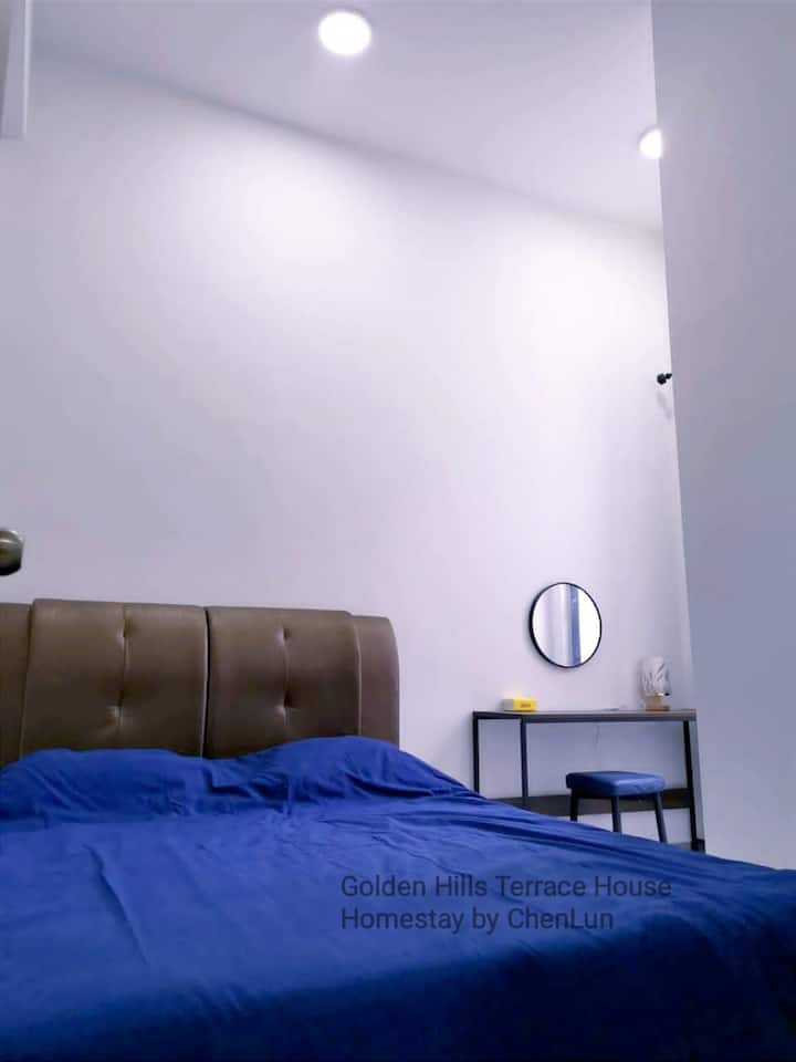 Schlafzimmer im Erdgeschoss. Für den Aufenthalt geeignete Ältere. 