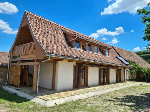 4 Rooms Guesthouse