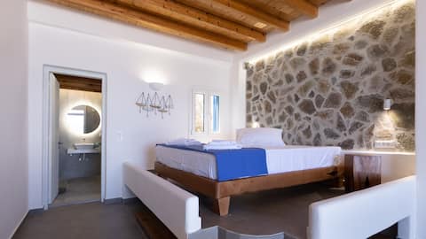 Oceanis Kimolos