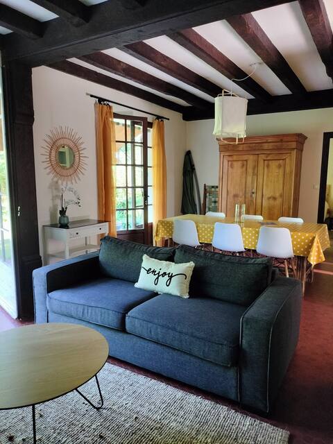 House for 6 people, on the banks of the Sèvre Nantaise.