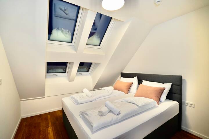 DM & S Apartment 5.3 gallery image 4