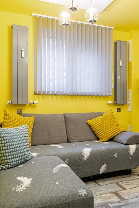 Successful Airbnb property: Sofiel modern apartment in Center, big TV in Център