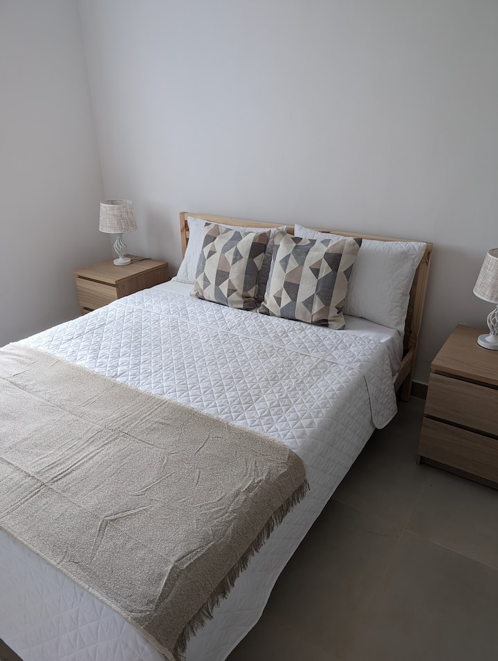 غرفة النوم 1