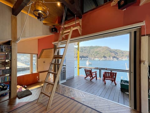 Handcrafted Lagoon Villa | Romantic Private Sunset