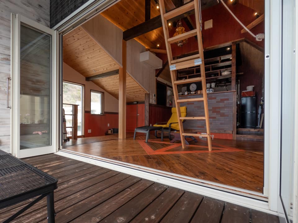 An owner-built villa on Toda harbour, Toda, Numazu, Shizuoka, Japan, photo 5 of 10