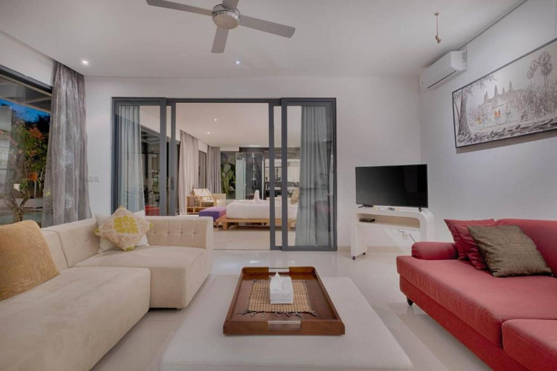 Romantic Garden Retreat 3 Bedroom Private Villa in Canggu 2