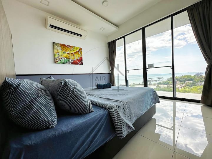 Interior: sala de estar con 1 cama tamaño queen