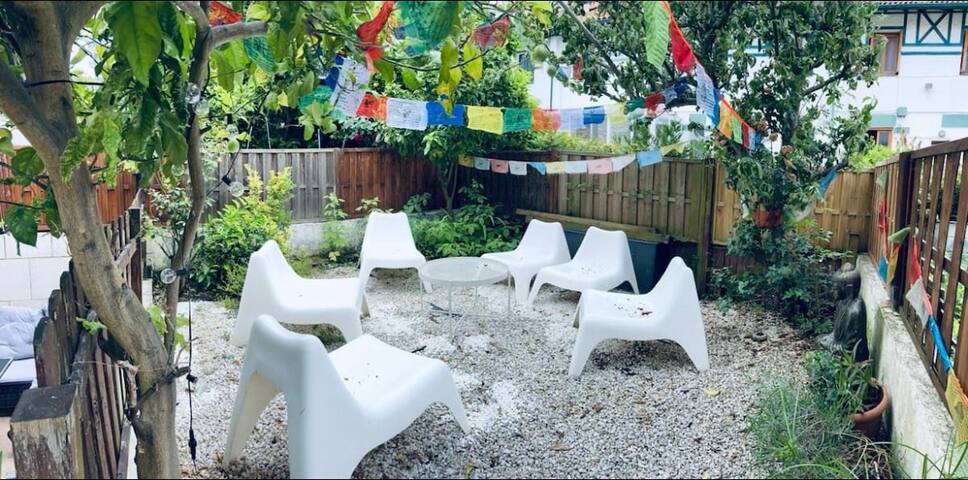 Casa adosada playa/centro ciudad #NO PARTY# gallery image 5