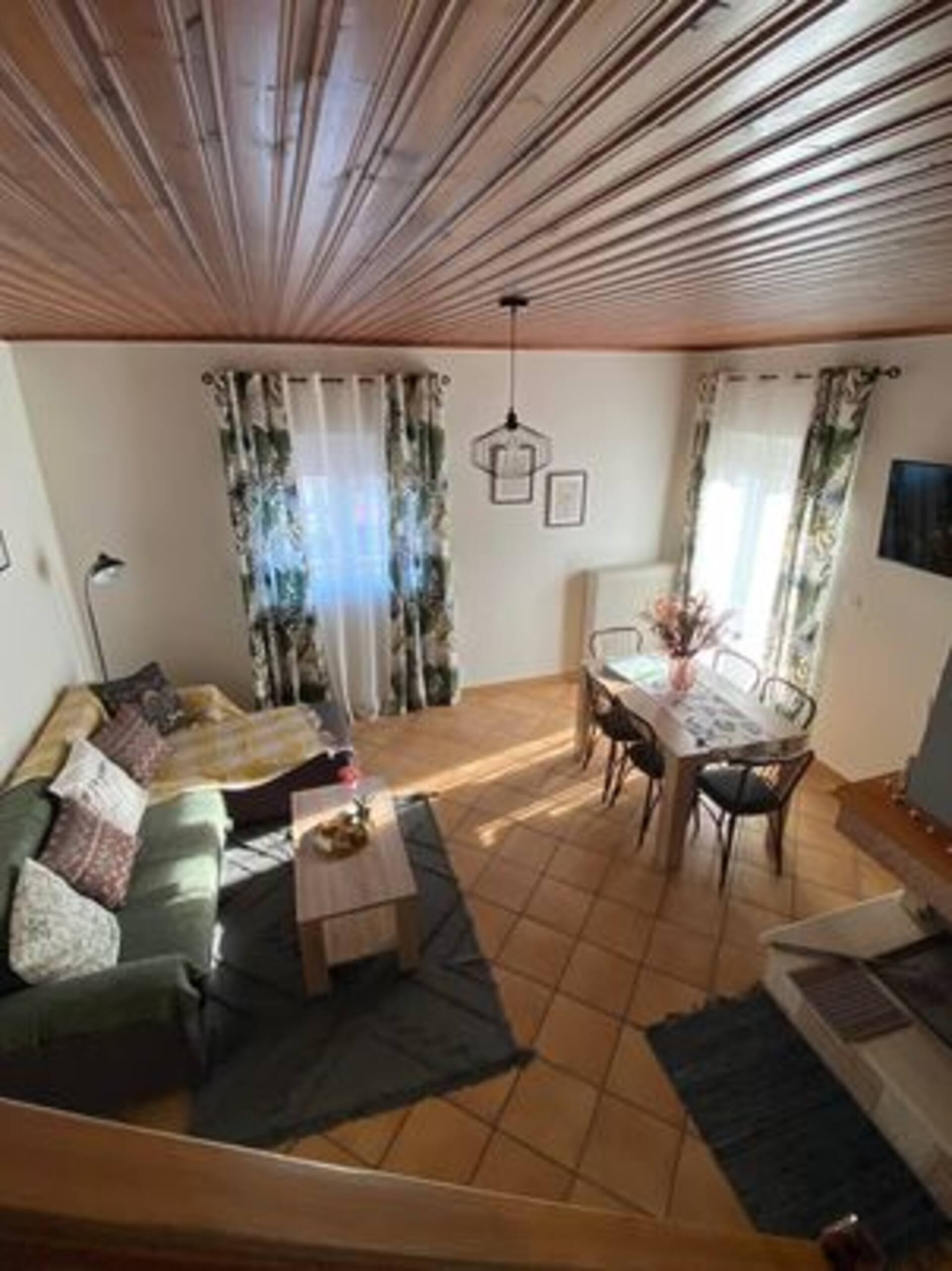 Laki's House Οροφοδιαμέρισμα με σοφίτα — photo 3