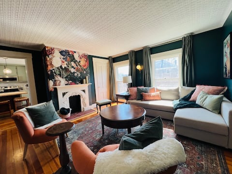 Luxury apartment downtown Biddeford