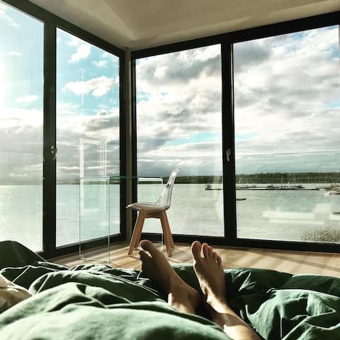 Dream house by the lake