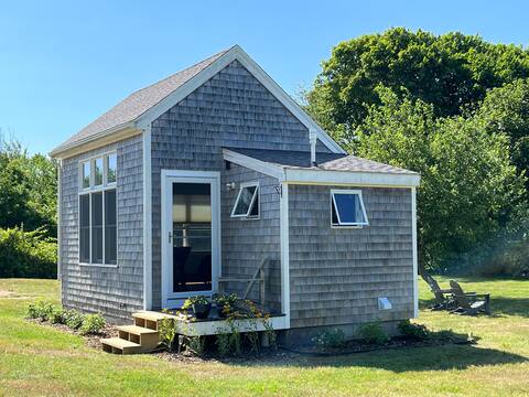 Vineyard Studio at Spar Point Farm Block Island