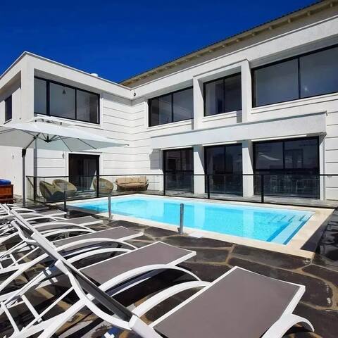 The state of dreams, a stunning villa with a private pool and size