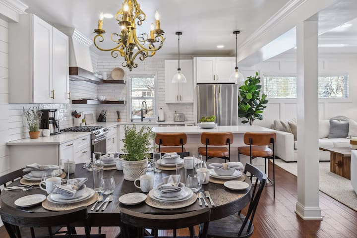 Upscale Minnetonka Beach Cabin