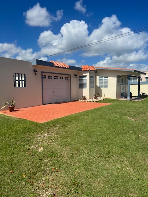 Spacious 3 Bed 2 Bath Casa Bonita by La Playa