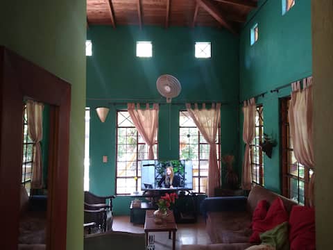 Top performing Airbnb: Nature and relaxation, close to everything in San Jerónimo