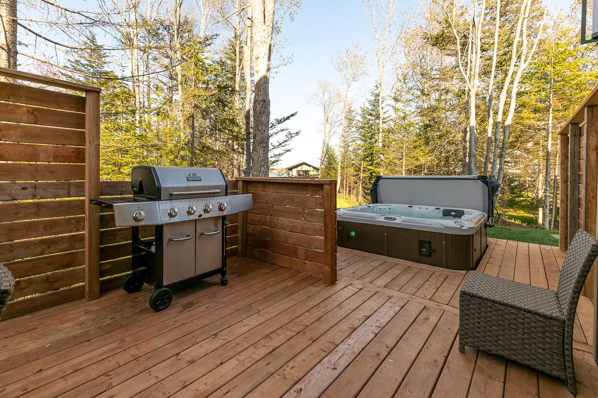 Mt Uniacke Lakeside Oasis with Hot Tub — photo 3