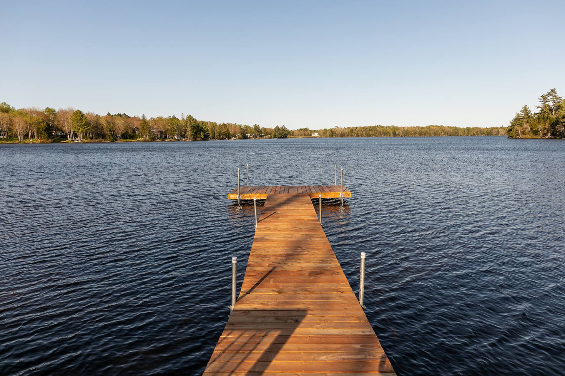 Mt Uniacke Lakeside Oasis with Hot Tub — photo 4