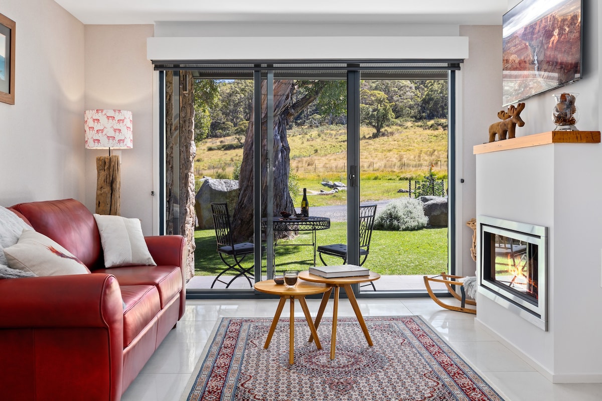 Top performing Airbnb: Deer Crest Studio - Crackenback in Crackenback