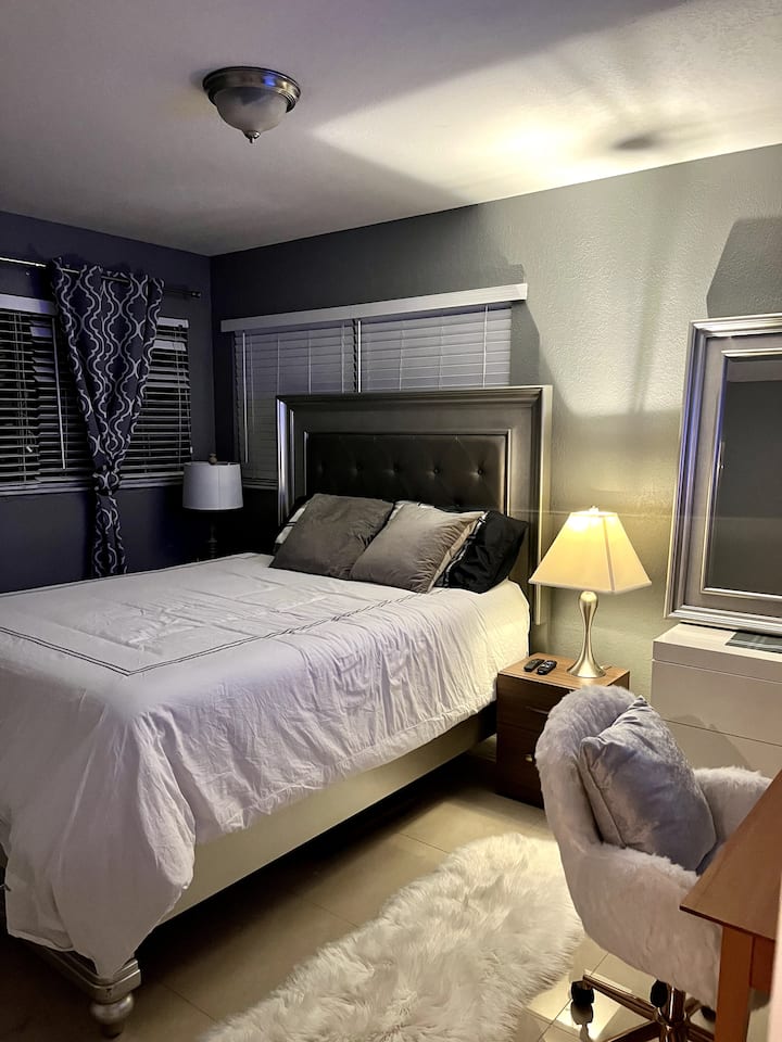 ห้องนอนใหญ่ 1