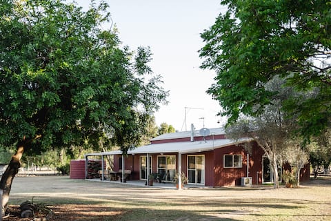 Private Rural Hideaway for Family and Friends.