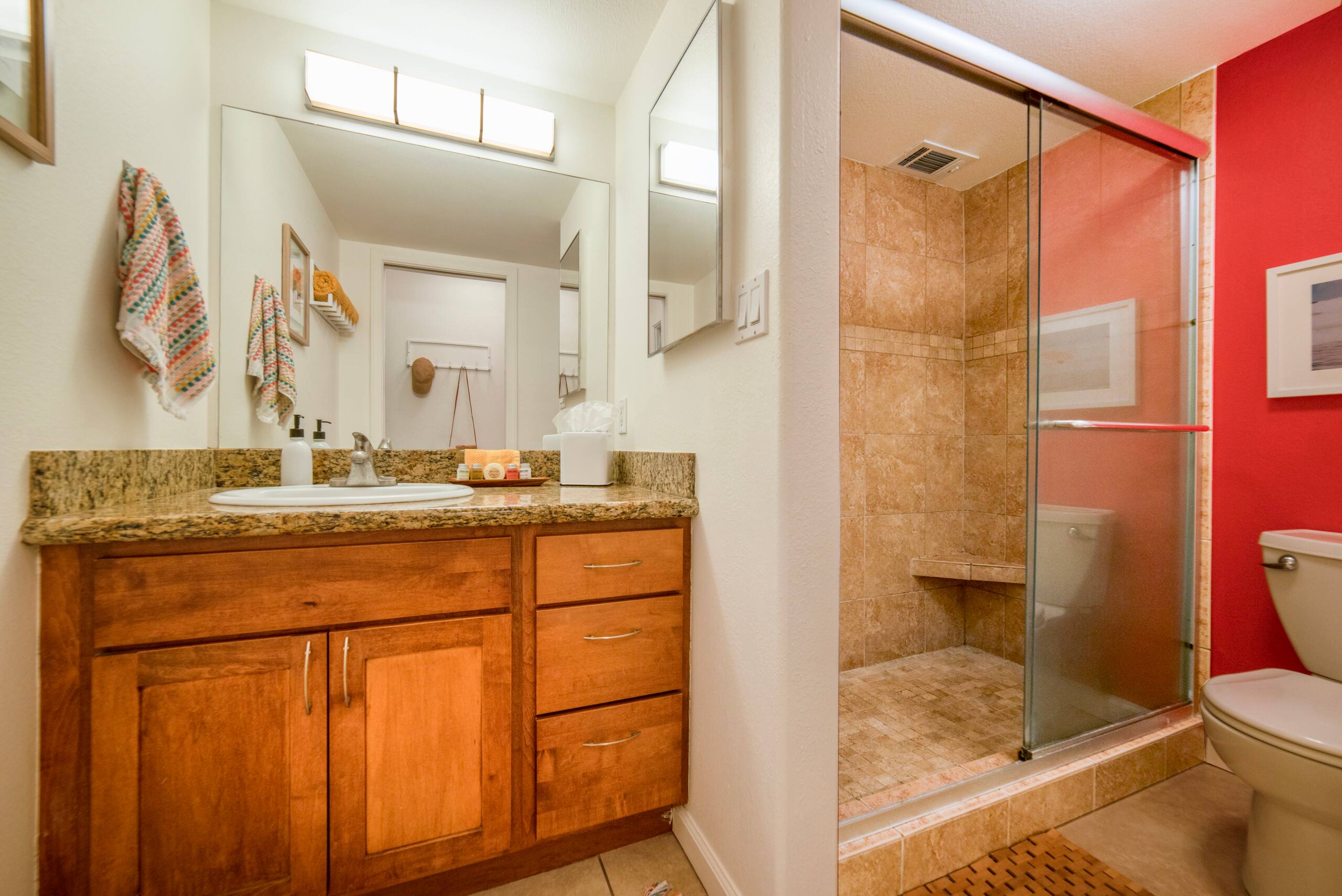 Condo in Kihei · ★4.99 · 1 bedroom · 2 beds · 1 bath - Image 7