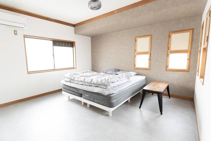 【30泊以上マンスリー】140㎡超！駅徒歩3分 |都心すぐ！渋谷10分で 大きな貸切一軒家！ gallery image 3