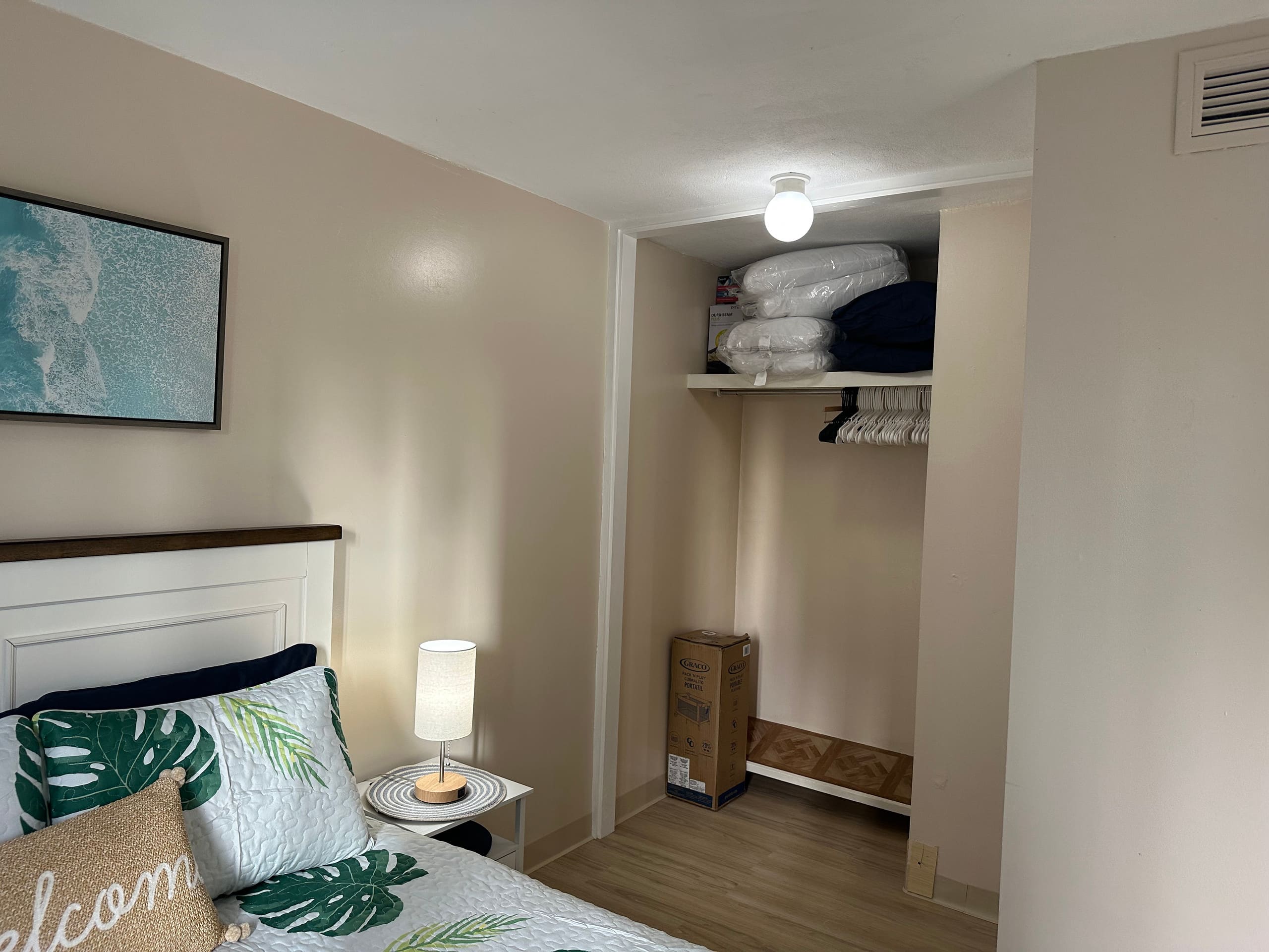 Welcoming Waikiki apt sleeps 6 FREE parking - Image 1