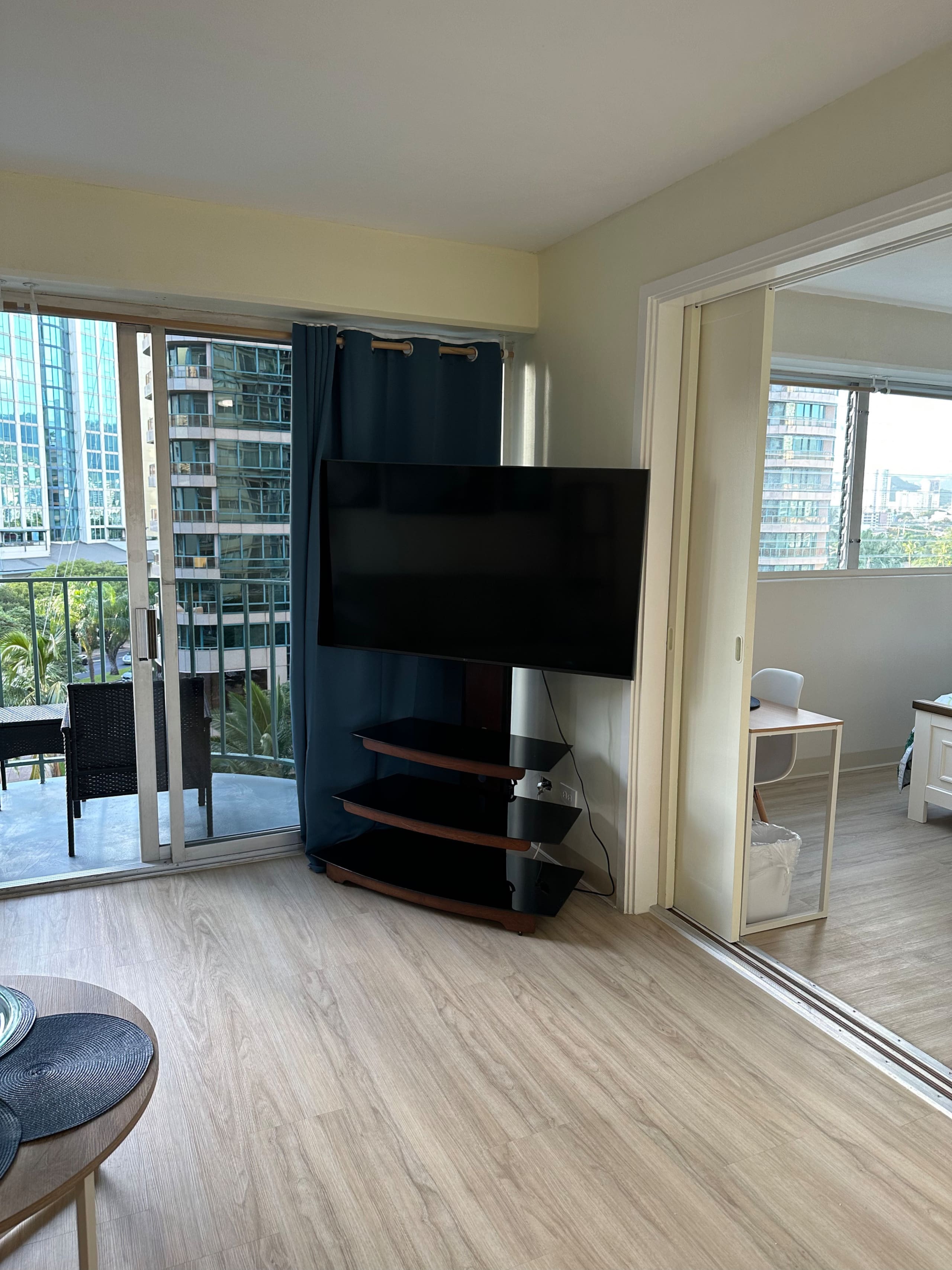 Welcoming Waikiki apt sleeps 6 FREE parking - Image 9