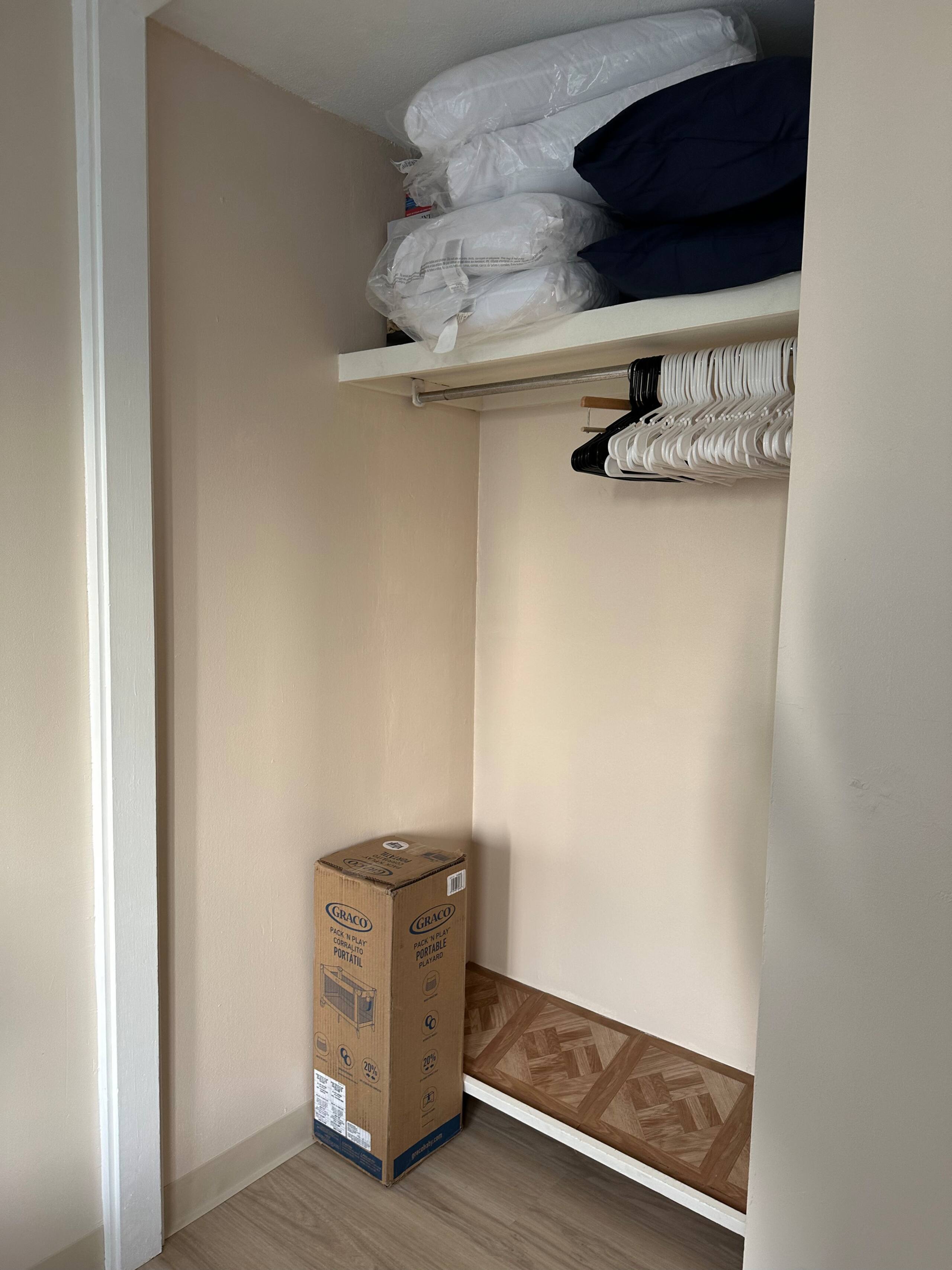 Welcoming Waikiki apt sleeps 6 FREE parking - Image 35